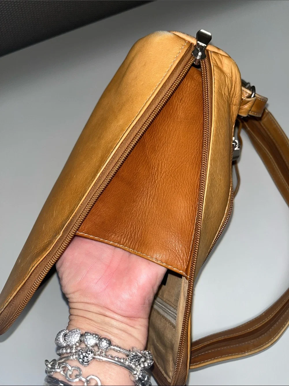 Classic Tan Leather Backpack / Converts Shoulder Bag